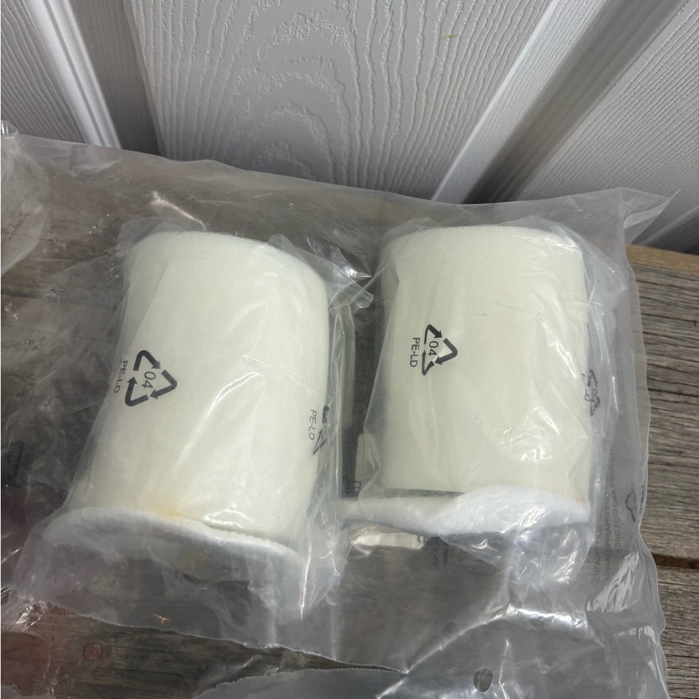 Shark NV500 replacement filters - Picture 2 of 6